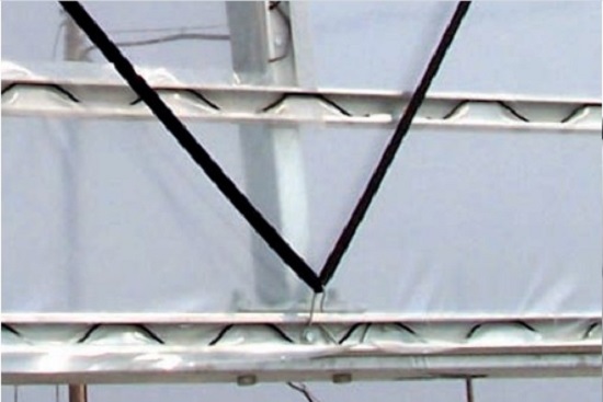 Profil metalic pentru prindere folie solar